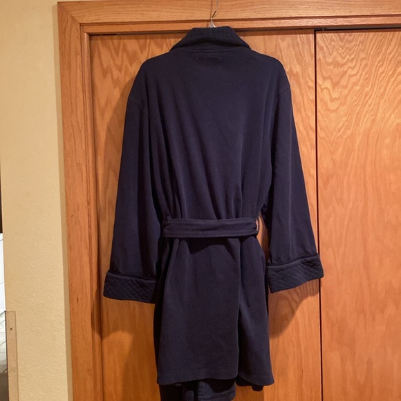Short robe with quilted collar and cuffs - Picture 2 of 3